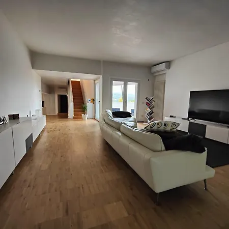 Nuovo Progetto A&e Apartman *